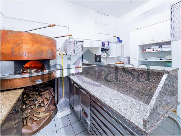 Valmadrera, vendesi ristorante-pizzeria con immobile di proprietà. - Foto 14