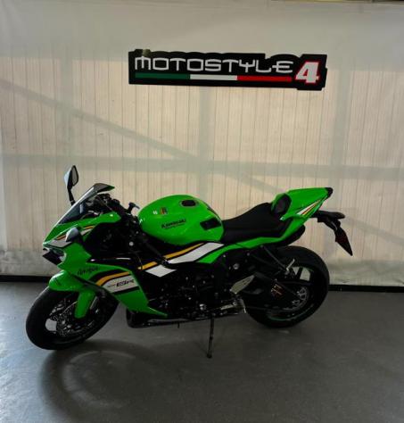 KAWASAKI Ninja 636 ZX-6R MY 2025 - Foto 2