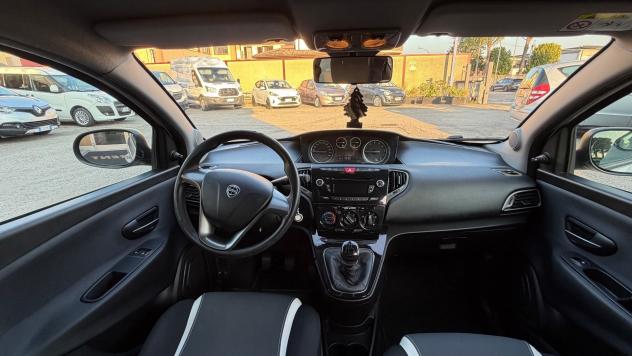 Lancia Ypsilon 1.2 69 CV - Foto 10