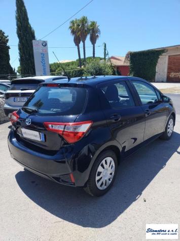 TOYOTA - Yaris - 1.5 Hybrid 5p. Cool - Foto 8