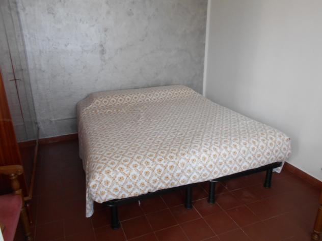 angolo verde
In mezzo al verde, magazzino realizzato con ingresso, zona cucina e camera e bagno (Non è censito come abitazione e non è possibili farlo - Foto 17