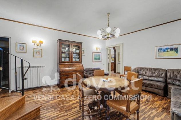 Casa indipendente di 200 m² con più di 5 locali in vendita a Modica - Foto 20