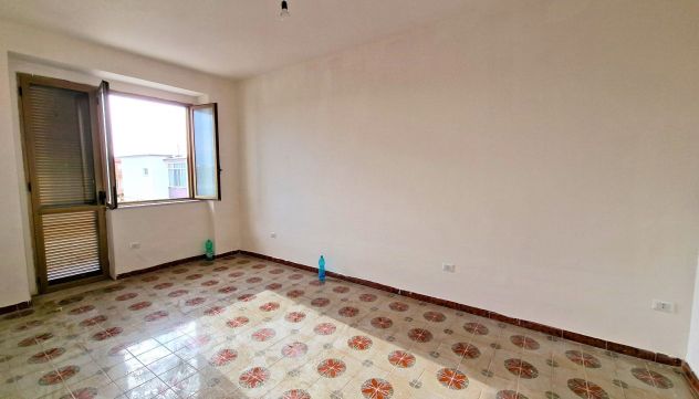 APPARTAMENTO IN PIENO CENTRO - VIA GIARDINI - MONDRAGONE - Rif. V2857 - Foto 6