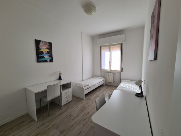 Posto letto per ragazza in camera doppia - Foto 2