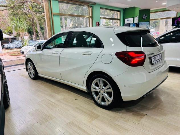 Mercedes Classe A 200 d Automatic Sport - Foto 6
