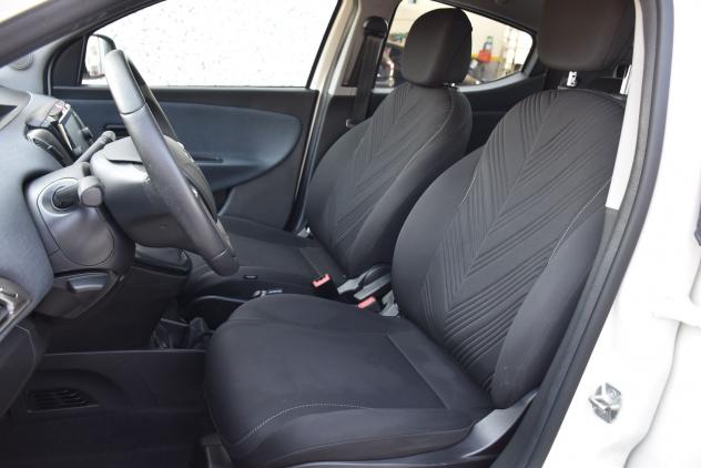 Lancia Ypsilon 1.2 69 CV 5 porte GPL Gold - Foto 8