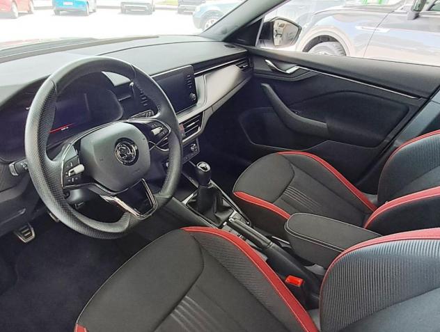 Kamiq 1.0 TSI 110 CV Monte Carlo - Foto 5