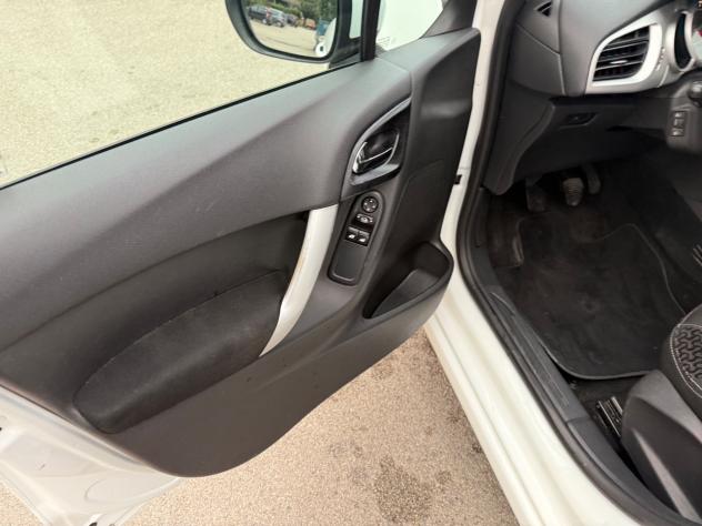 Citroen C3 1.4 HDi 70 Ideal - Foto 9