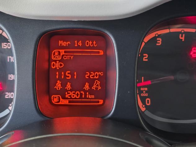 Fiat Panda 0.9 TwinAir Turbo Natural Power Easy - Foto 10