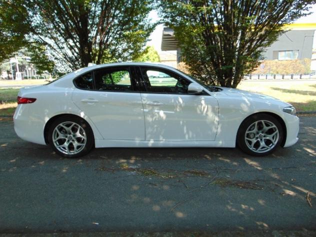 ALFA ROMEO Giulia (2016) Giulia 2.2 Turbodiesel 160 CV AT8 Super Business - Foto 10