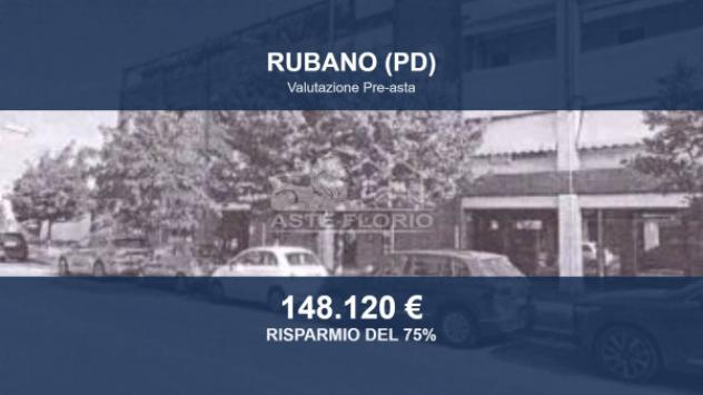 Immobile in asta di 416 m² in vendita a Rubano