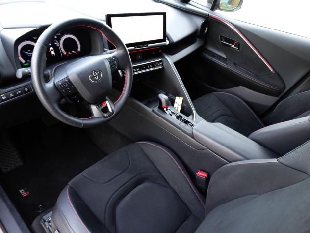 Toyota C-HR 2.0 PHEV GR Sport - Foto 7