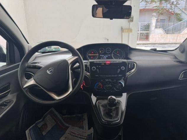 Lancia Ypsilon 1.2 69 CV 5 porte Gold - Foto 7