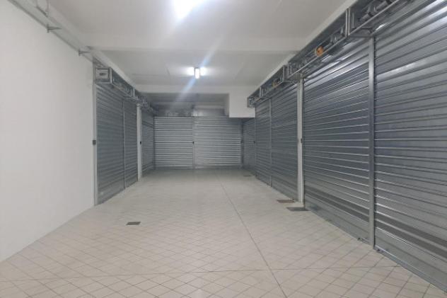 Box / Garage di 14 m² in vendita a Roma - Foto 4