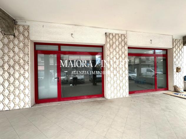 Oltre 3 vetrine in affitto a Martinsicuro - Foto 11