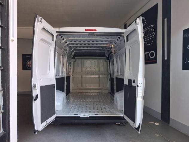 Peugeot Boxer 335 2.2 BlueHDi 165 S&S PLM-TM Furgone - Foto 4