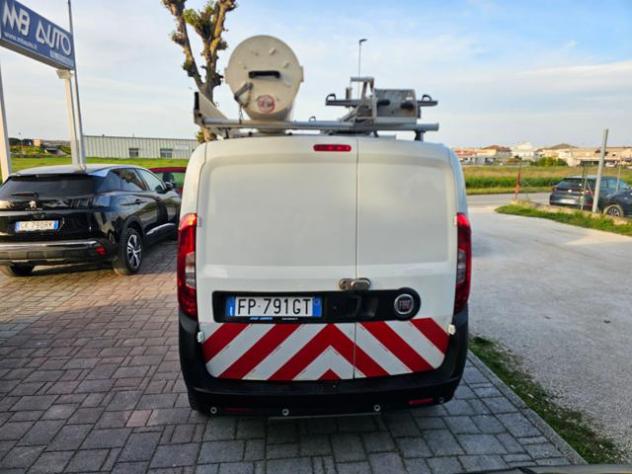 FIAT Doblo Doblò 1.4 T-Jet Natural Power PL-TN Cargo Maxi Lam rif. 23900707 - Foto 4