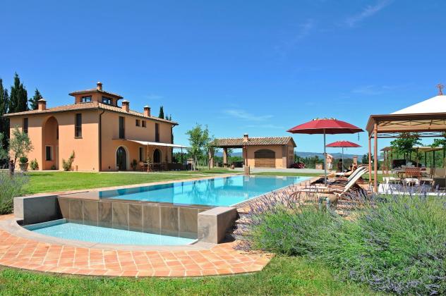 Villa in vendita a Peccioli 502 mq Rif: 1163113