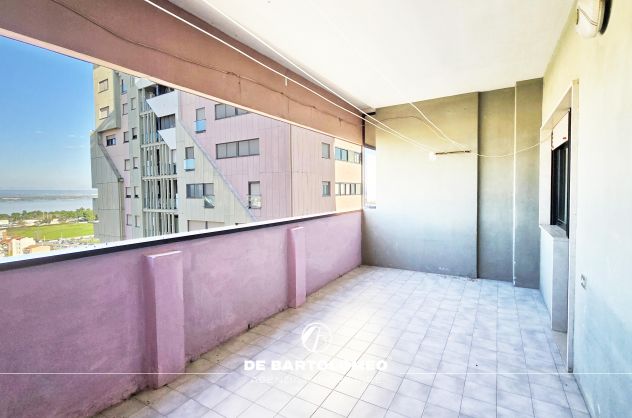 VIALE UNICEF PANORAMICO APARTAMENTO CON BOX AUTO - Foto 4