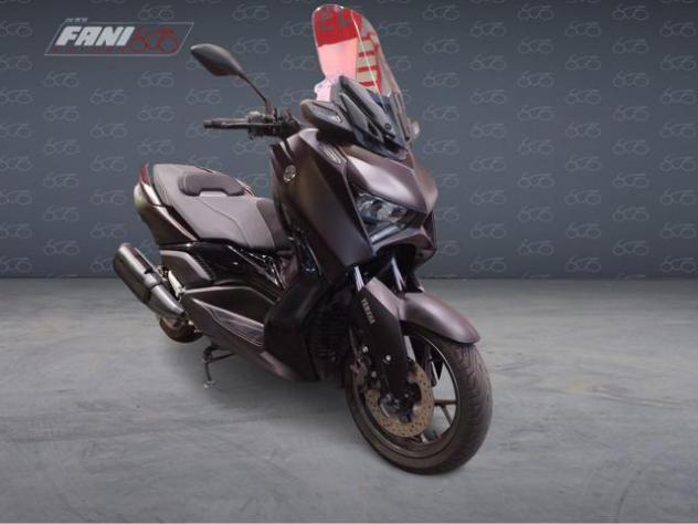 YAMAHA X-MAX 300 Tech Max - Foto 2