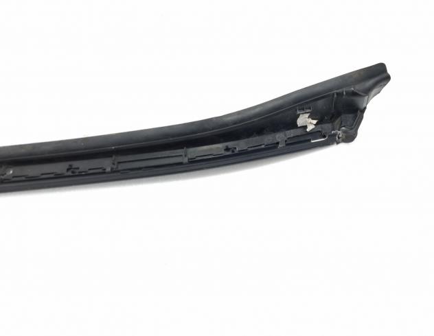 PROFILO LATO SINISTRO PARABREZZA MERCEDES Classe C Cabrio W205 A2056901782 OM 651.921 Diesel 2200 (16) - Foto 13