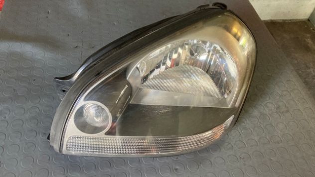 Faro anteriore SX Hyundai Tucson del 2008 - Foto 2