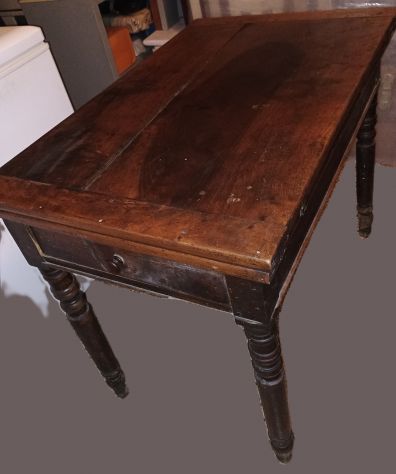 TAVOLO IN NOCE DA RESTAURARE - Foto 2