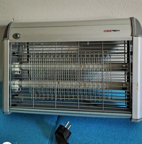 Zanzariera Elettrica "Sinotech" a lampada UV - Foto 2