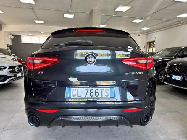 Alfa Stelvio 2.2 TD 210 CV AT8 Q4 Veloce 10/2022 - Foto 5
