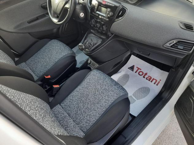 Lancia Ypsilon III 2015 1.0 firefly hybrid Silver s&s 70cv - Foto 9