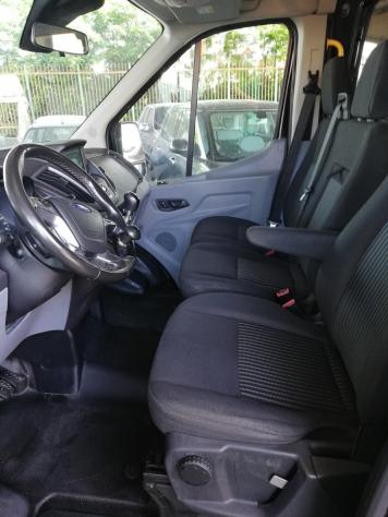 Ford Transit 350 2.0TDCi EcoBlue 130CV PL-TM Combi Titanium - Foto 7