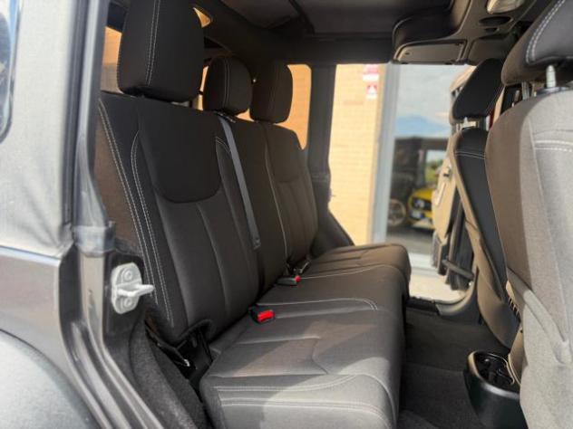JEEP Wrangler Unlimited 2.8 CRD DPF Rubicon Auto rif. 24008384 - Foto 7