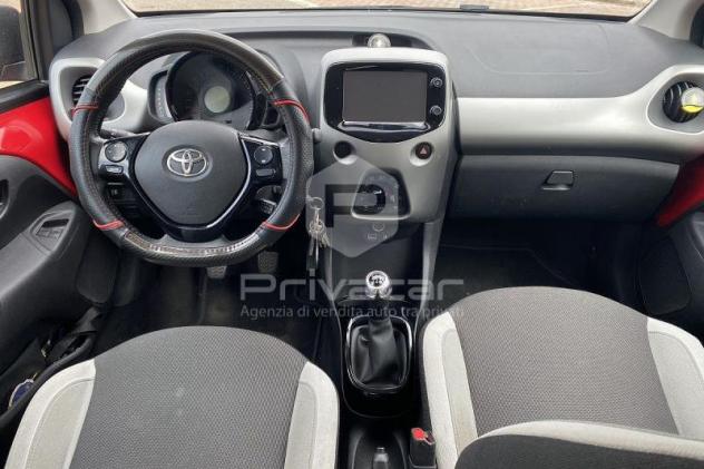 Toyota Aygo Aygo 1.0 VVT-i 69 CV 5 porte x-play - Foto 5