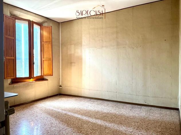 IMMOBILE CON TRE UNITA' ABITATIVE, CORTE E GARAGE DOPPIO - Foto 4