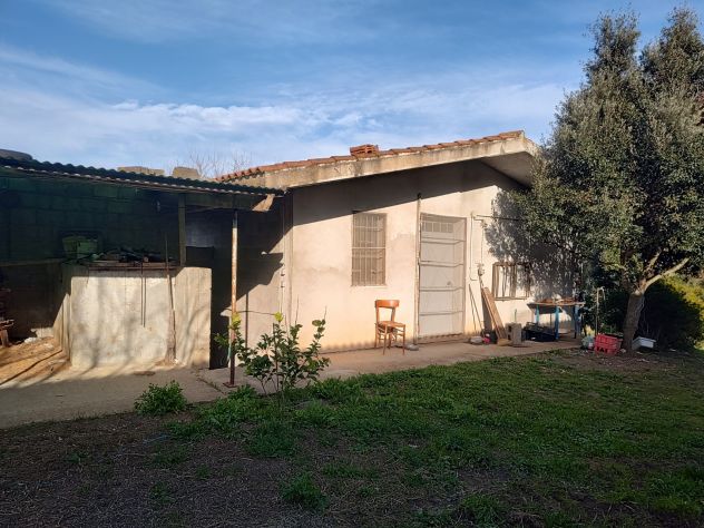 Vendesi Tenuta Agricola di 4 Ettari con Casa e Fabbricati a Siurgus Donigala