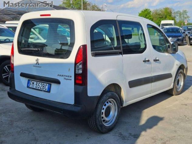PEUGEOT Partner Tepee 1.6 BLUEHDI 75CV 5 posti N1 E6 - FM352BC rif. 23943522 - Foto 7
