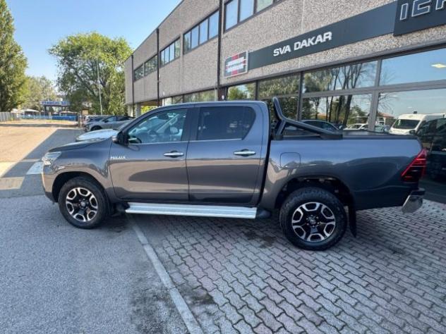 TOYOTA Hilux 2.8 D A/T 4WD 4 porte Double Cab Executive +IVA rif. 23882824 - Foto 7