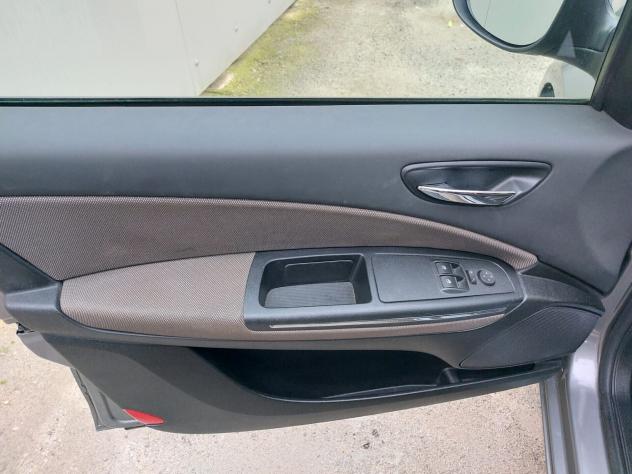 Fiat Bravo 1.6 MJT 120 CV DPF Dualogic MyLife (Cambio Automatico) - Foto 10