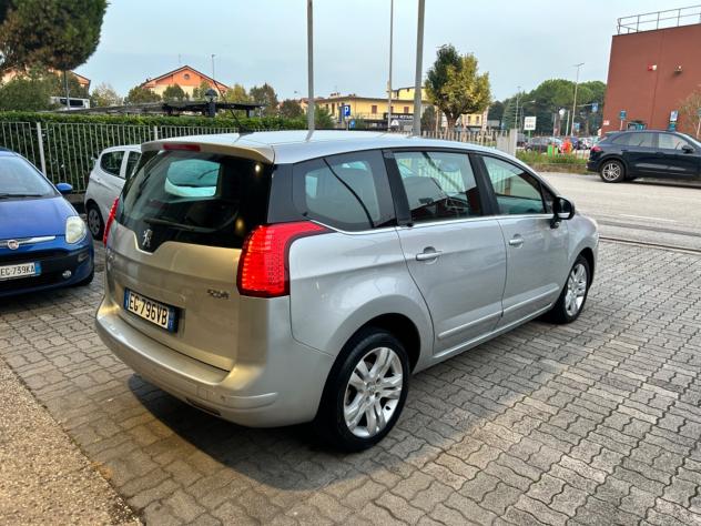 Peugeot 5008 1.6 HDi 112CV Premium - Foto 4