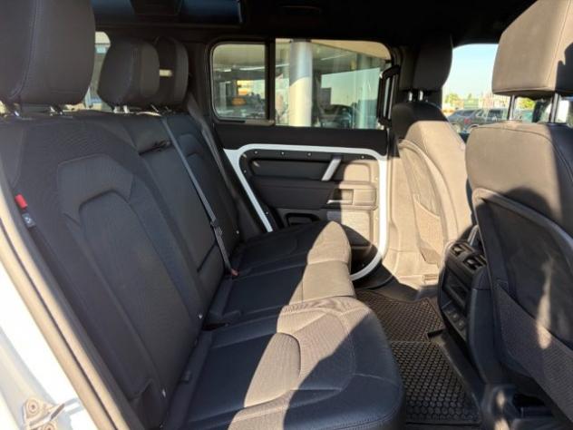 LAND ROVER Defender 110 3.0D I6 200 CV MHEV AWD Auto SE - UNIPROP. rif. 24208994 - Foto 9
