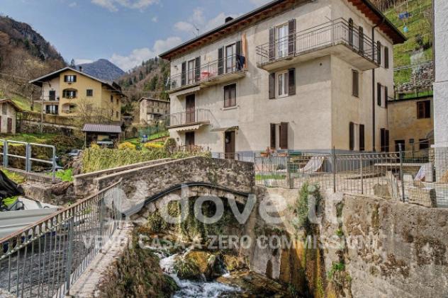 Villa di 240 m² con 5 locali in vendita a Santa Brigida - Foto 2