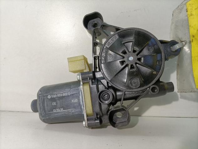MOTORINO ALZAVETRO ANTERIORE SINISTRO AUDI A3 Sportback Serie (8VF) 5Q0959802B/0130822716/5Q0.959.802B DBKA (16)