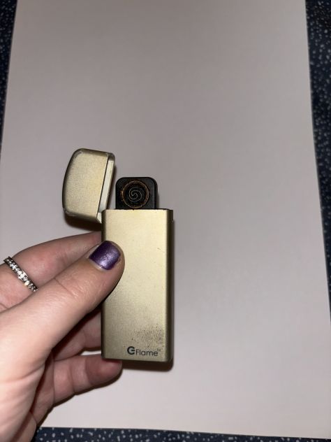 ACCENDINO A RICARICA USB,FUNZIONANTE,MARCA”FLAME”ORIGINALE,UNISEX - Foto 4