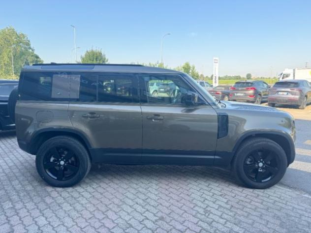 LAND ROVER Defender 110 3.0D I6 200 CV AWD Auto SE IVA ESPOSTA 100% rif. 24085180 - Foto 4