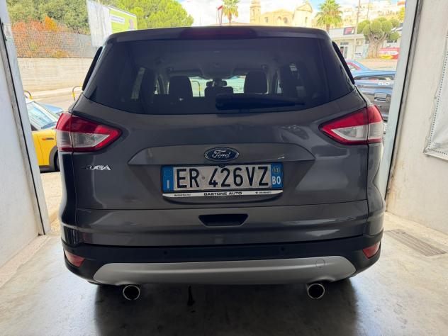 Ford Kuga 2.0 TDCi 140 CV 2WD Titanium - Foto 5