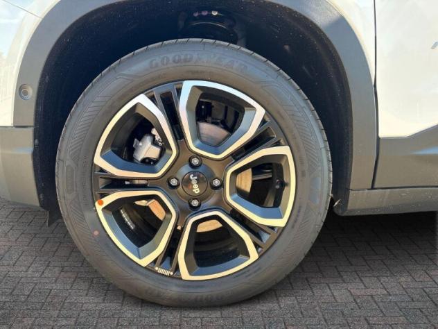 JEEP Avenger Avenger 1.2 Turbo 110 CV e-Hybrid Summit - Foto 7