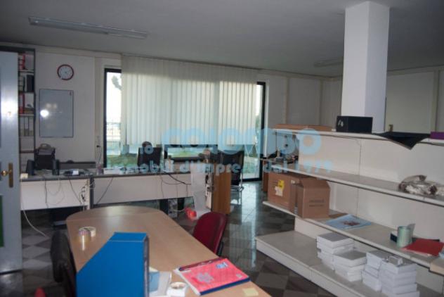 Immobile di 6100 m² con 5 locali in vendita a Castelcovati - Foto 2