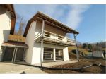 Villa di 360 m² con 5 locali e box auto doppio in vendita a Ello