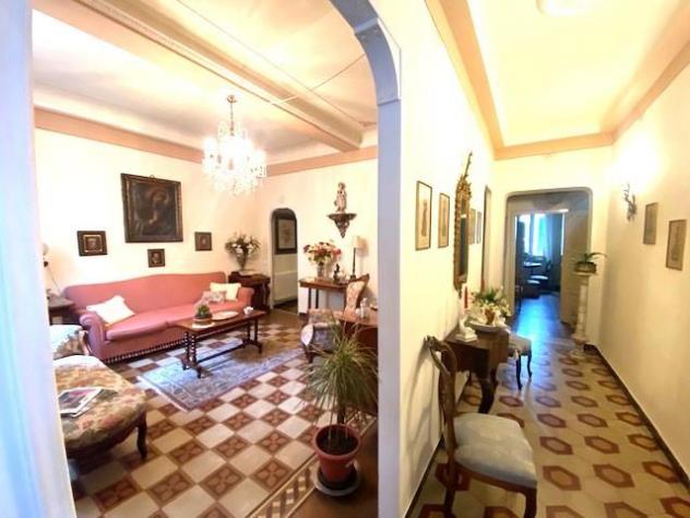 Appartamento in vendita a Lucca 130 mq Rif: 1295828