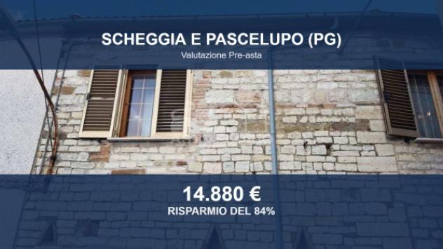 Immobile in asta di 235 m², box auto in vendita a Scheggia e Pascelupo